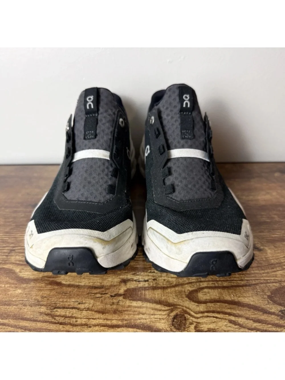 On Cloudultra 2 All Terrain Running Shoes Women's Size 7.5 Black White Helion - Picture 7 of 11